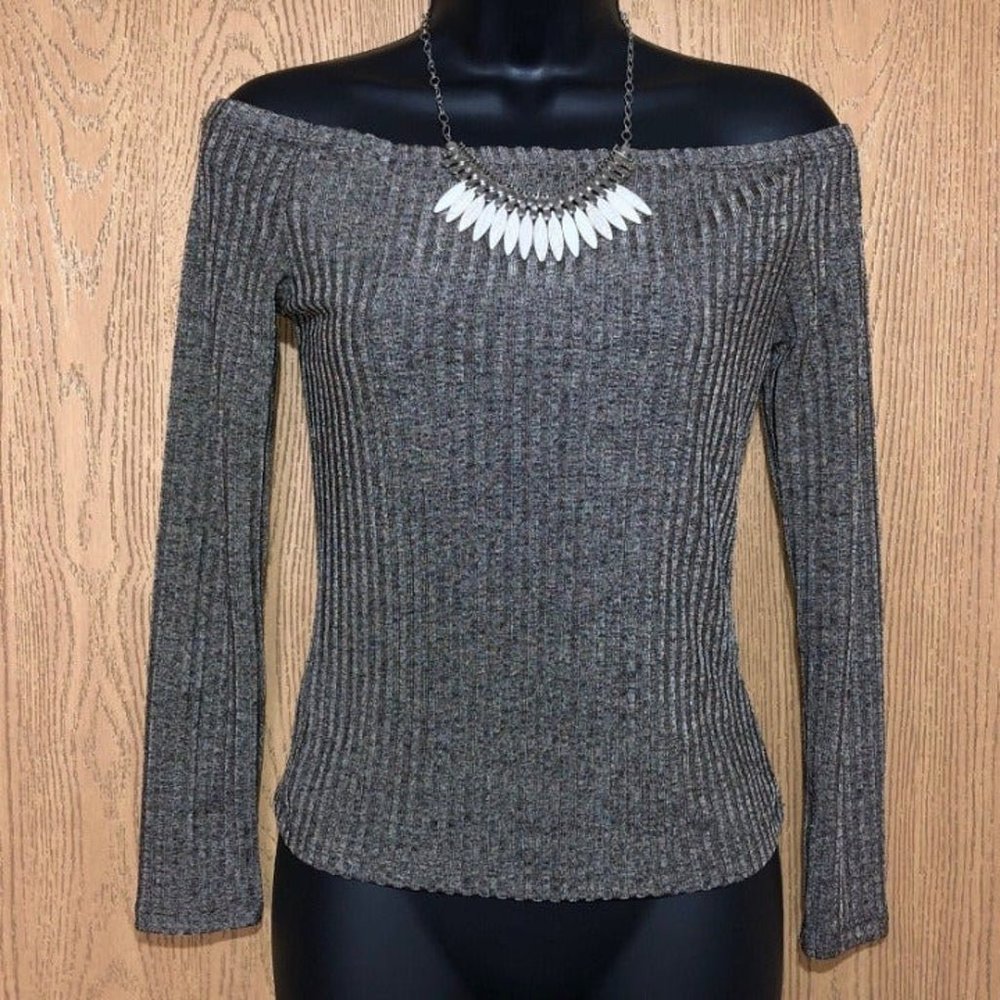 Off Shoulder Ribbed Long Sleeve Top